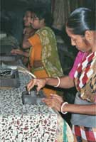 Merched canolfan Skvis