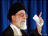 Khamenei diz duvidar que mortes e seqüestros sejam atos de islâmicos