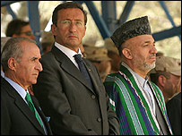 Hikmet Çetin, Gianfranco Fini ve Hamid Karzai ISAF komuta devir töreninde