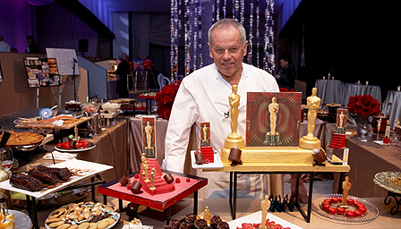 Wolfgang Puck and his team with the dishes that will be served after this year's Oscars ceremony.