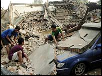 Endonezya'da deprem sonrası