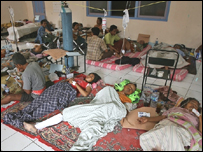 इंडोनेशिया में भूकंप से प्रभावित लोग