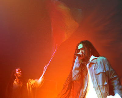 Damian does the 'deejay' style rap