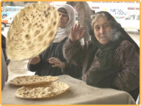 روٹی کیلئے کچھ لوگوں کو زیادہ محنت کرنی پڑتی ہے