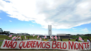 Protesto contra Belo Monte (Foto AFP)