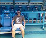 Oliver relaxes in 'Beckham's seat'.