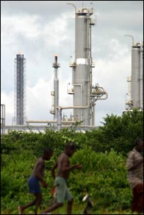 नाइजीरिया में तेल रिफ़ाइनरी