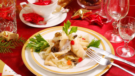 Pysgodyn fel prif gwrs