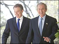 Americký prezident George Bush a britský premiér Tony Blair