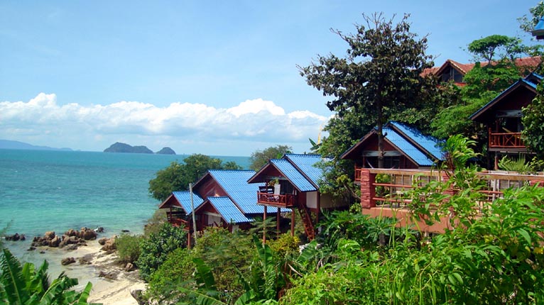 Pi Pi, baile beag ann an Thailand