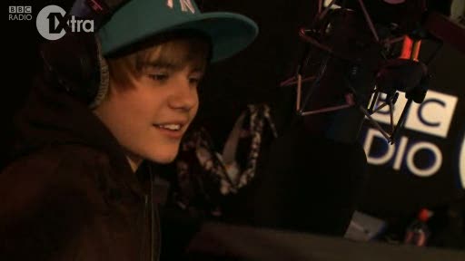 Justin Bieber freestyle action!