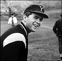 جورج بوش در دانشگاه ييل