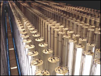 دستگاههای سانتريفوژ اورانيوم