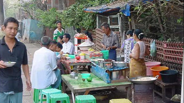 Burmese street food 