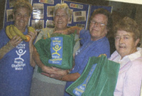 Cwmni Bwyd Cydweithredol Penparcau a'r gwirfoddolwyr