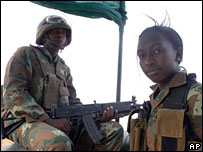 Darfur'da Afrika Birliği barışgücü askeri