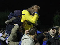 Staines Town fans