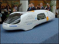 Microjoule, apresentado pela Comissão Européia (Foto: Márcia Bizzotto)