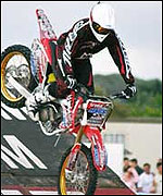 Stunt rider from the Bolddog Lings team 