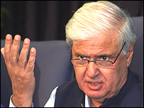 وزیر داخلہ آفتاب احمد شیر پاؤ 