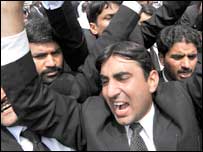 وکلاء احتجاج(فائل فوٹو)