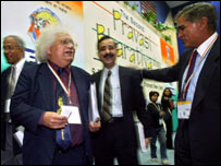 लॉर्ड मेघनाद देसाई और अन्य प्रवासी भारतीय