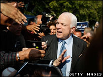 John McCain speaks to reporters in Florida, 6 March 2008