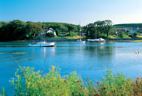 Cychod Aberdaugleddau © Bwrdd Croeso Cymru