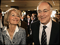 Sandra a Michael Howardovi