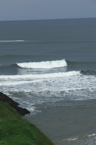 Early autumn, and the September swells come a callin in old Erin. 08.