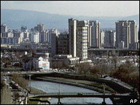 Pamje nga kryeqyteti i Maqedonisë, Shkupi