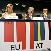 شوسل (چپ) و باروسو