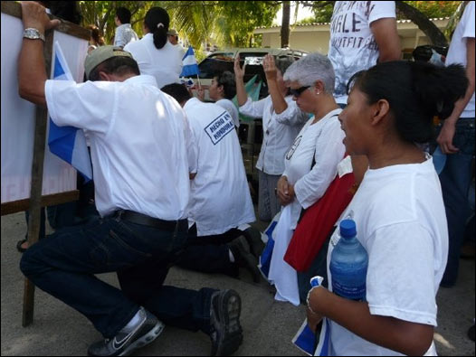Fotos de Carlos Alvarado desde la ciudad norteña de San Pedro, Honduras.