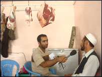 عبدالله جان قصاب با گزارشگر ما نجيب خلوتگر