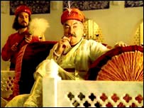 رشید ناز شہنشاہ اکبر کے روپ میں