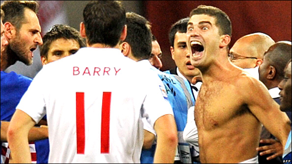 Croatia fan invades pitch 