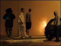 Skupina výtržníků, Paříž 