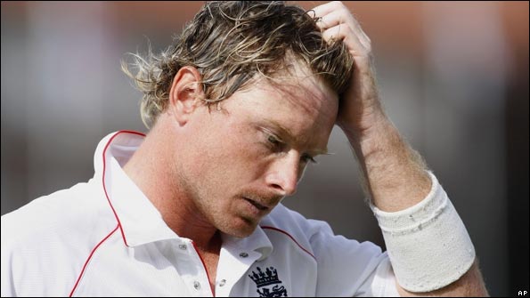 Ian Bell was out for 72