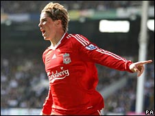 Fernando Torres tìm thấy nguồn cảm hứng sau bàn thắng thứ nhất