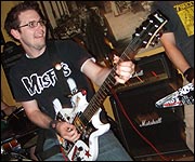 Andy of Vietnameasles.