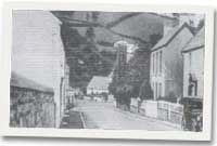 Darlun cynnar o'r pentref