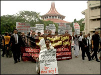 Protesters near High Court in Colombo