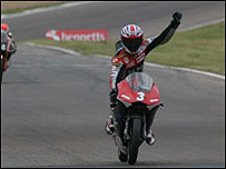 James Westmoreland competing at Mallory circuit