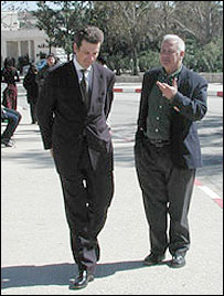 جفری آدامز در دانشگاه بئر زيت در اسرائيل