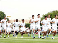 Англійська футбольна команда: море користі для англійських чоловіків