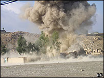 انفجار مدرسه دينی خليفه اسلام در شهر ميرانشاه پاکستان