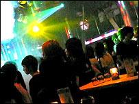 Çin'de bir gece kulübü