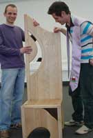 Bardd mewn coed a bardd geiriau