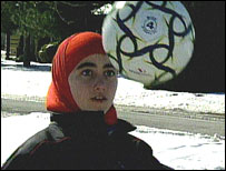 اسمحان منصور