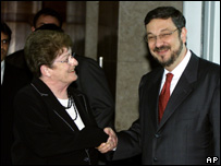 O ministro da Economia, Antonio Palocci, com Anne Krueger, do FMI